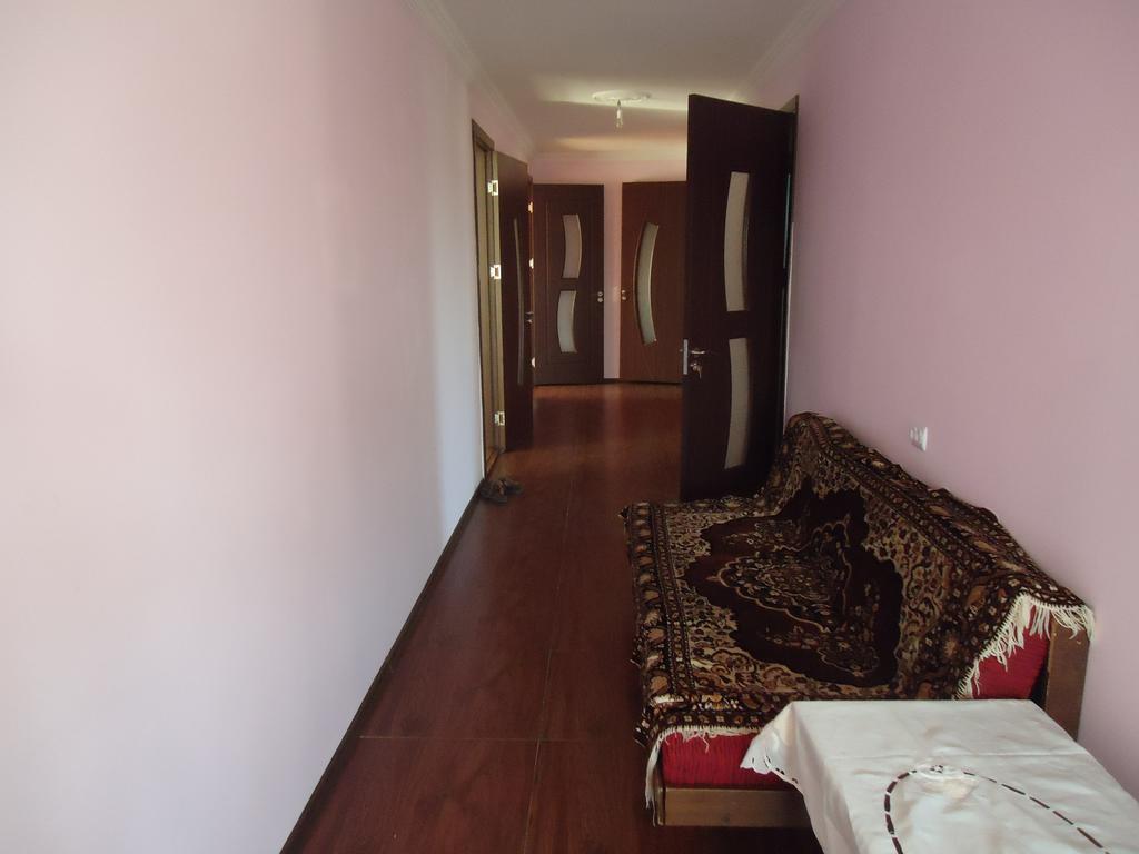 Gios Guest House Чакви Екстериор снимка