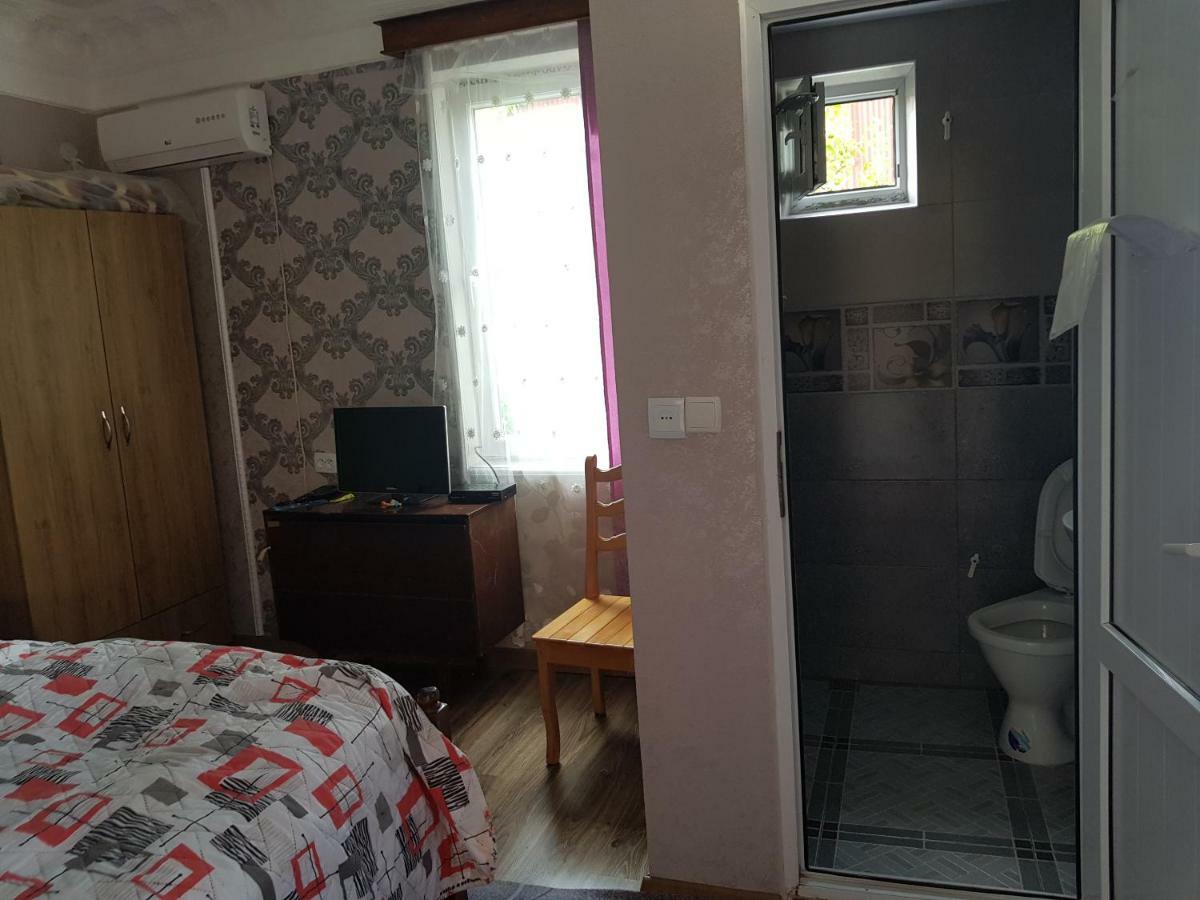 Gios Guest House Чакви Екстериор снимка